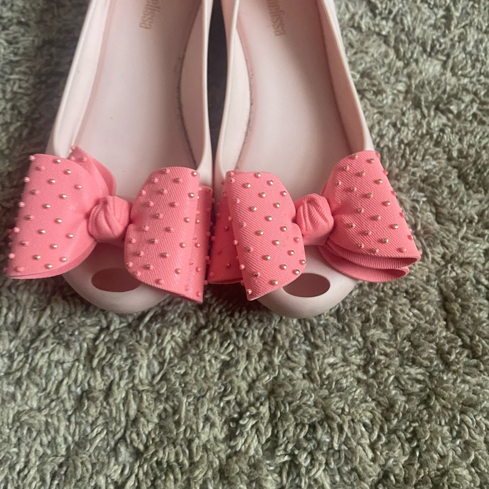 Beautiful mini melissa shoes!!